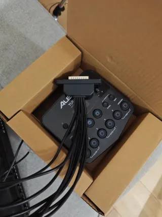Alesis Turbo Mesh Kit Batería Electrónica