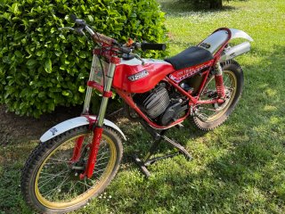 Fantic 200 Trial Roja y Blanca