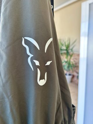 Peto Carpfishing FOX Ropa
