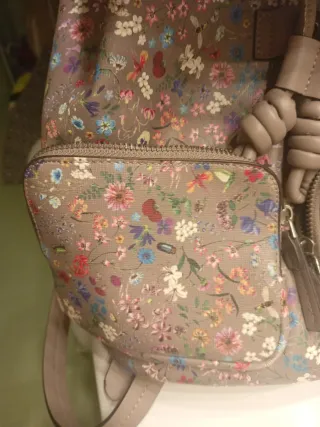 Mochila Parfois floral beige multicolor