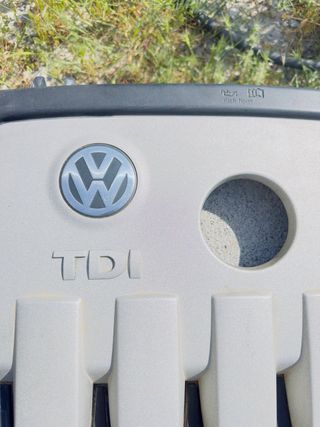 Tapa motor VW Golf MK5 TDI