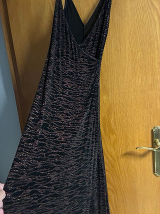 Vestido marrón con lentejuelas