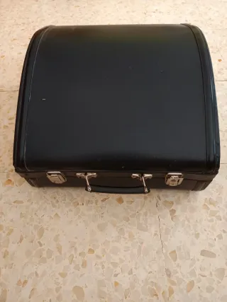 Acordeón monocromático Guerrini Super-Luxe