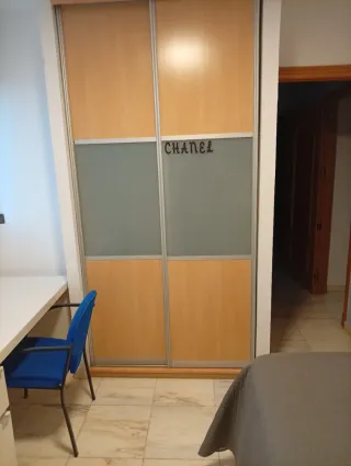 Alquiler de habitación en Campello,Alicante.