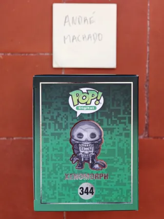 Funko Pop 344 Alien Xenomorph Metallic Glow GITD