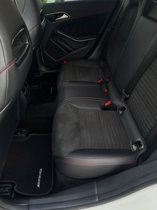 Mercedes-Benz CLA 200 AMG Coupe