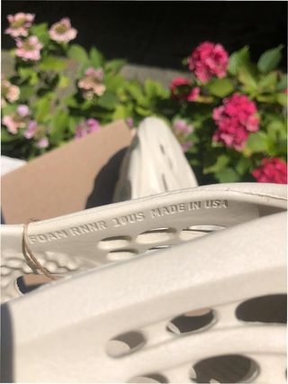 Yeezy Foam Runner Talla 39 Beige