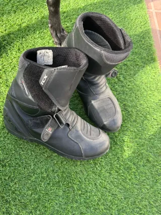 Botas de moto mujer negras tcx off-road