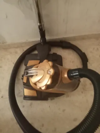Aspiradora Küken 800W sin bolsa