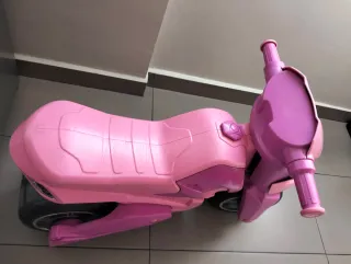 Moto infantil Molto.