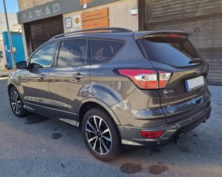 Ford Kuga ST-Line
