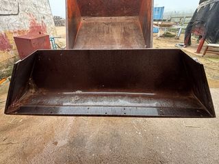 Dumper Ausa RM250