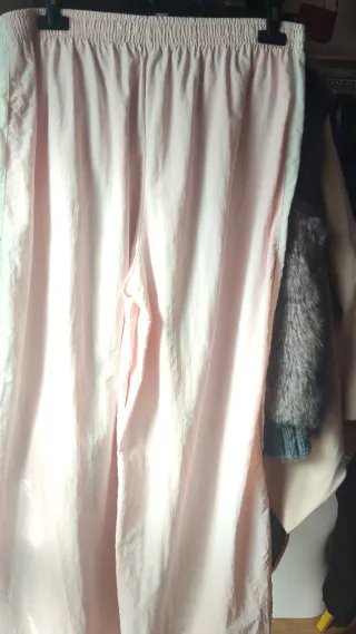 Pantalón chándal rosa rayas blancas Talla L