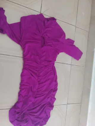 Vestido rosa moderno mujer