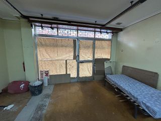 Local comercial en alquiler en El Llano en Gijón