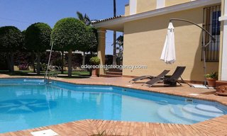 Chalet en alquiler en Centro - La Costilla en Rota