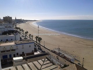 Chalet en alquiler en Centro - La Costilla en Rota