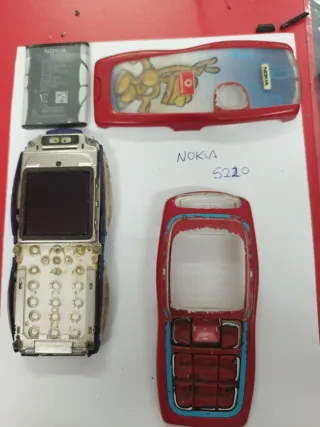 Nokia 3220 Rojo para restaurar