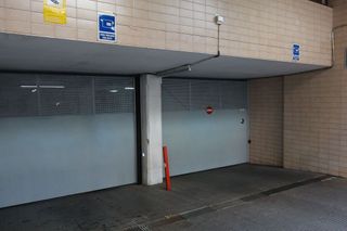 Garaje en venta en Centre en Santa Coloma de Gramanet