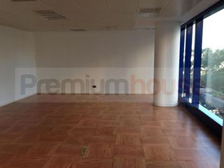 Local comercial en venta en Bufalà en Badalona