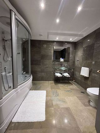 Chalet en alquiler en Elviria en Marbella