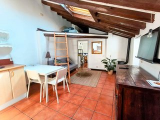 Ático en alquiler en Universidad - Malasaña en Madrid