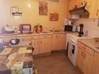 Casa adosada en venta en Valdepeñas