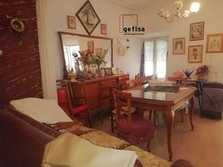 Casa adosada en venta en Valdepeñas