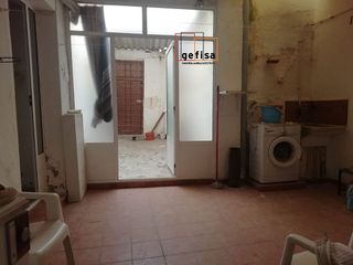 Casa adosada en venta en Valdepeñas