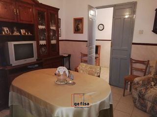 Casa adosada en venta en Valdepeñas