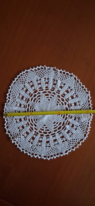 I CENTRINI DELLA NONNA: centro uncinetto rotondo