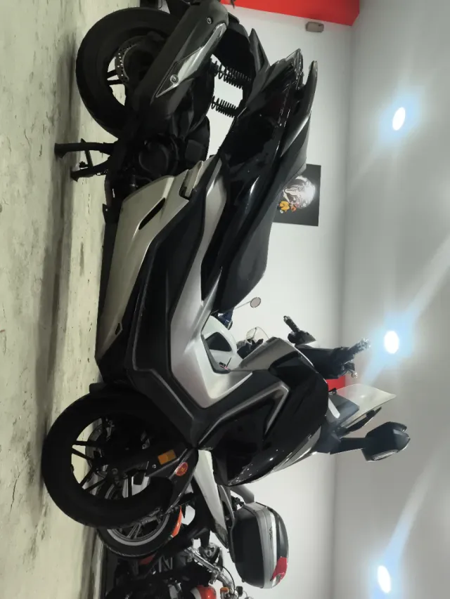 Honda Forza 300 2019