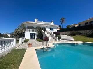 Chalet en alquiler en Nueva Andalucía centro en Marbella