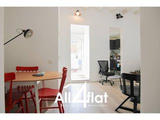 Piso en venta en El Poble Sec - Parc de Montjuïc en Barcelona