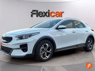 Kia XCeed 1.6 MHEV iMT Concept 85kW (115CV)