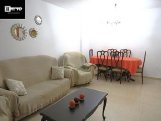 Piso en alquiler en Benalúa en Alicante