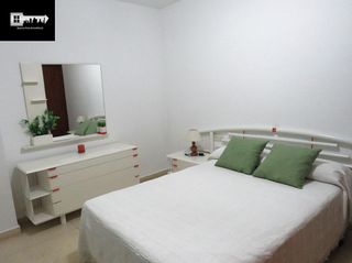 Piso en alquiler en Benalúa en Alicante