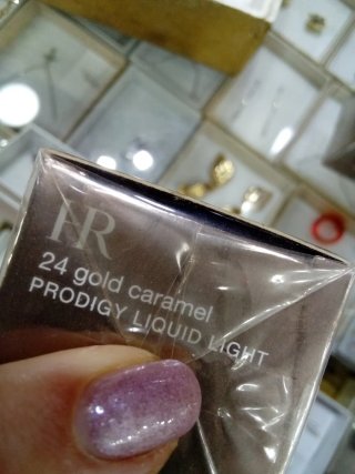 HR 19 Rosé Nude Prodigy Liquid Light