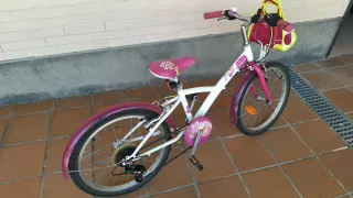 2 Bicicletas Niña Btwin,Decathlon 20'
