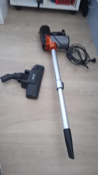 Aspirador con cable poco uso