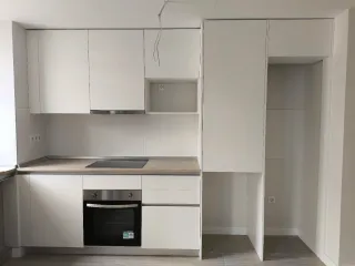 Cocina nueva sin electrodomésticos. URGE VENTA.