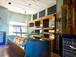 Local comercial en alquiler en Natahoyo en Gijón