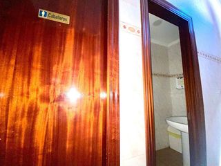Local comercial en alquiler en Natahoyo en Gijón