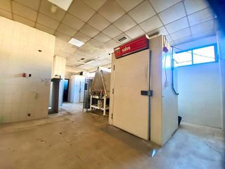 Local comercial en alquiler en Natahoyo en Gijón