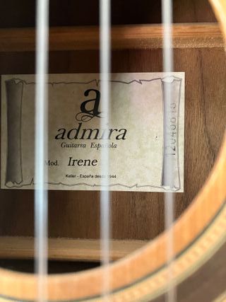 Guitarra Admira Irene