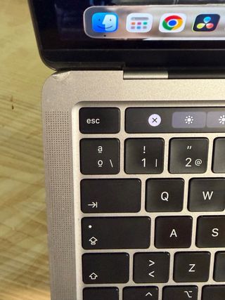 MacBook Pro 2020 i5/16GB/512GB