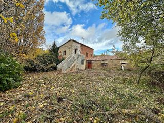 Chalet en venta en Valdelcubo