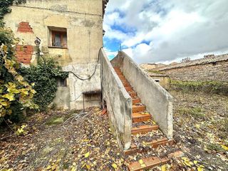 Chalet en venta en Valdelcubo