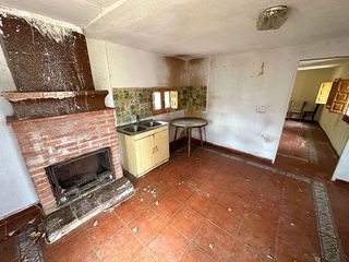 Chalet en venta en Valdelcubo