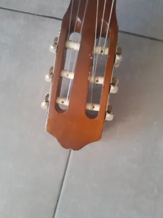 Guitarra Rocío con funda